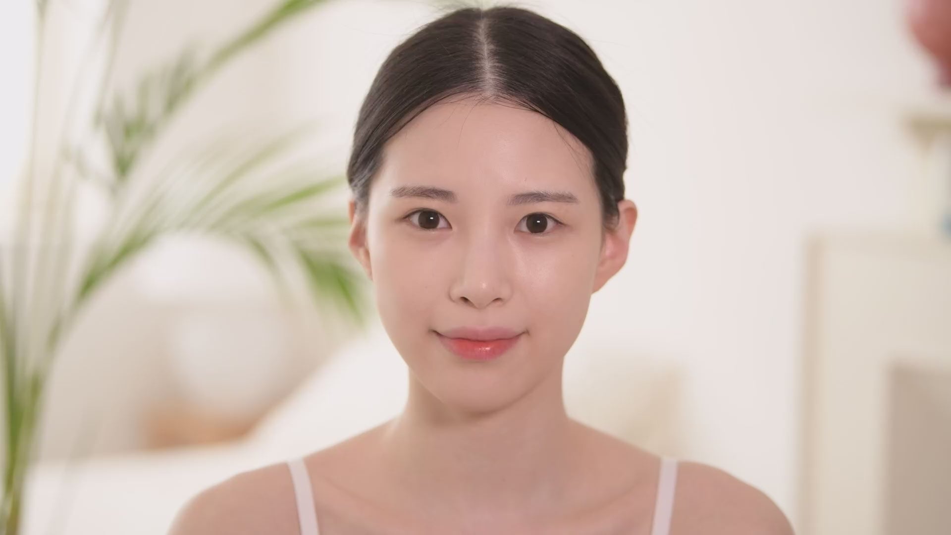 Cargar vídeo: Round Lab 1025 Dokdo Cleanser